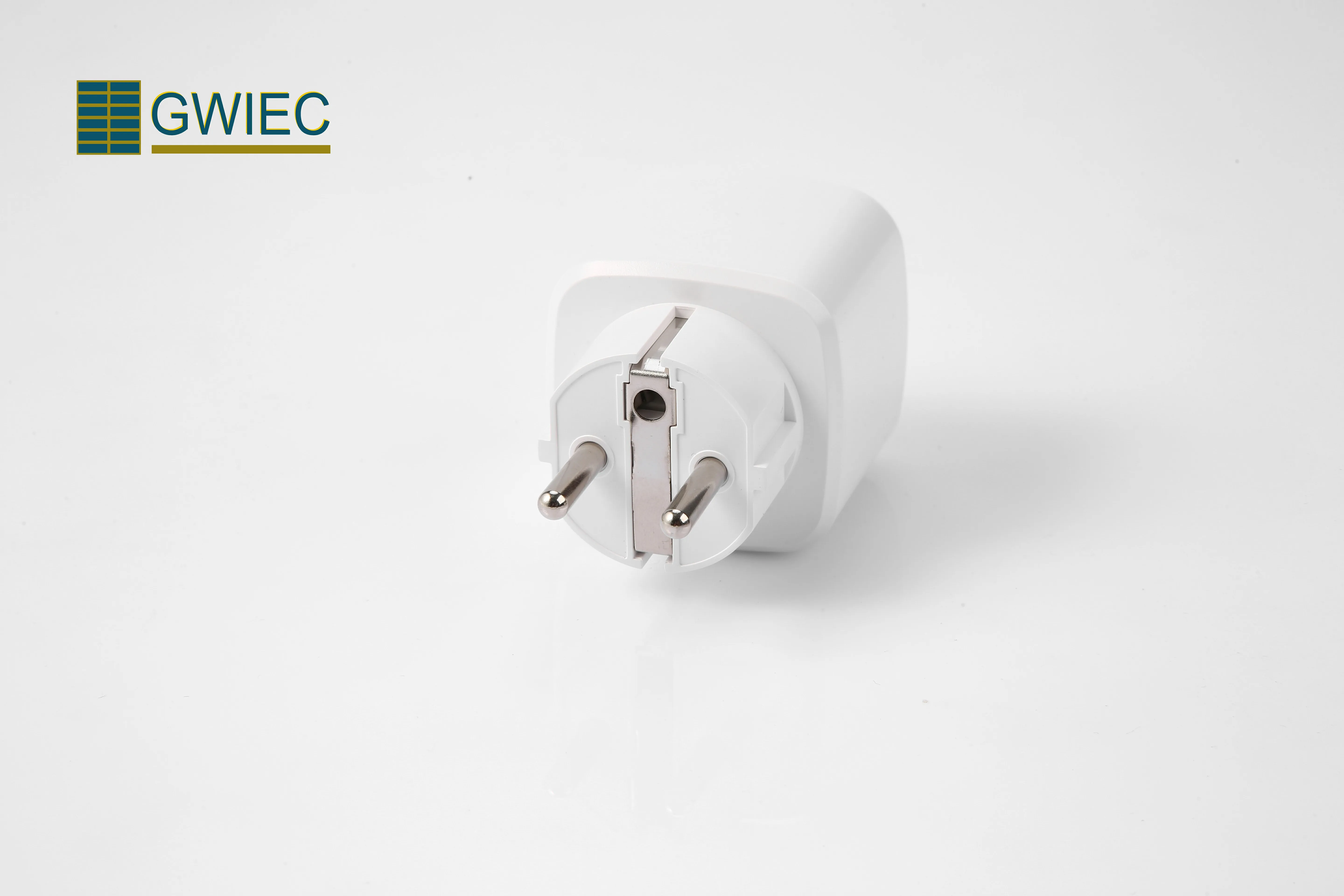 Home Wireless Mini Wifi Round European Smart Electric Plug Wall Socket EU AC Socket Plug Wifi Touch Switch
