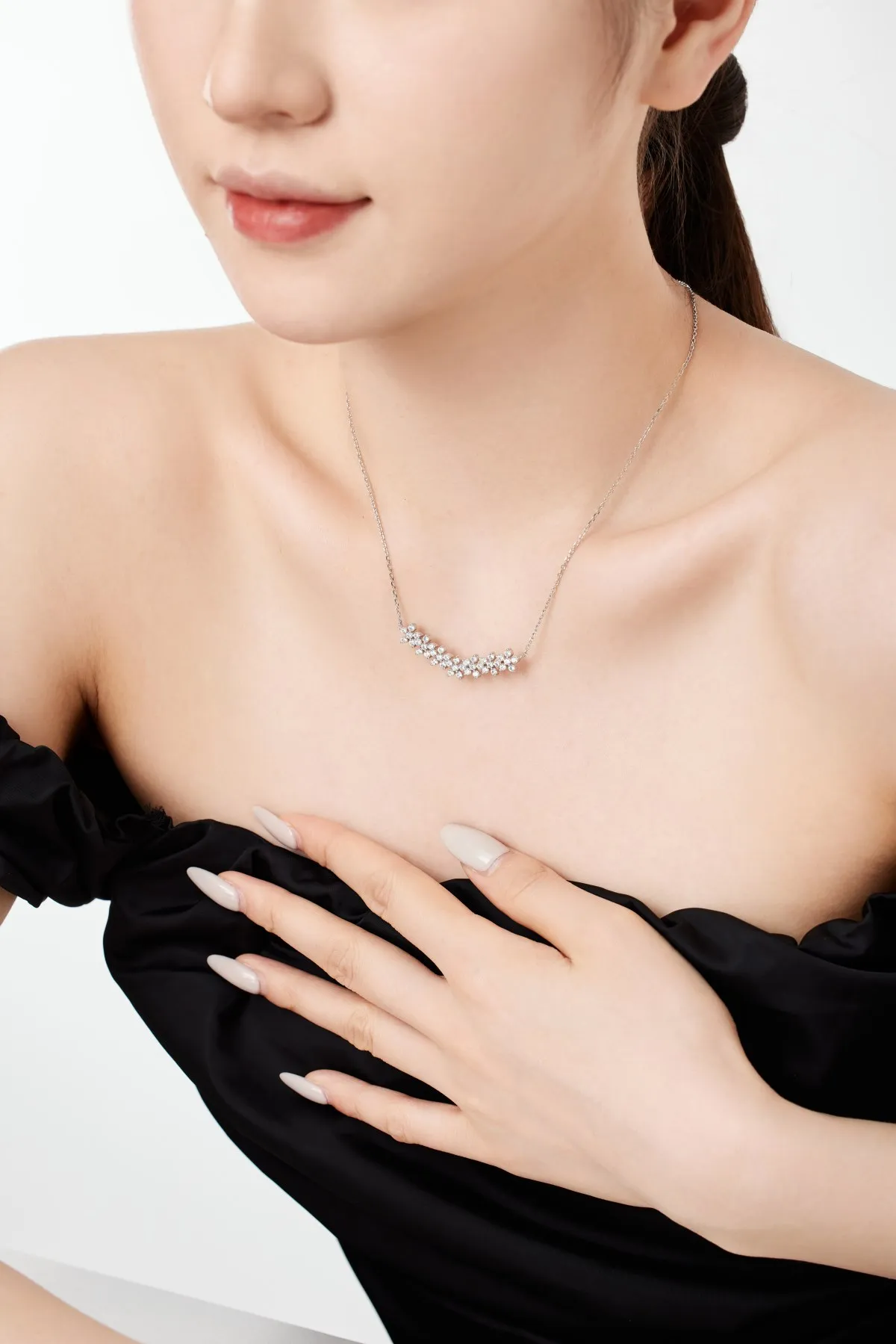 KAKODIY New Trend Exquisite Wear-Resistant Waterproof 925 Sterling Silver Necklace Cubic Zirconia Jewelry for Women Flower Necklace detail 5