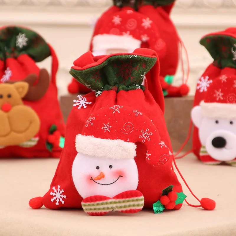 4 Patterns Velvet Fabric Drawstring Christmas Present Bags Christmas ...