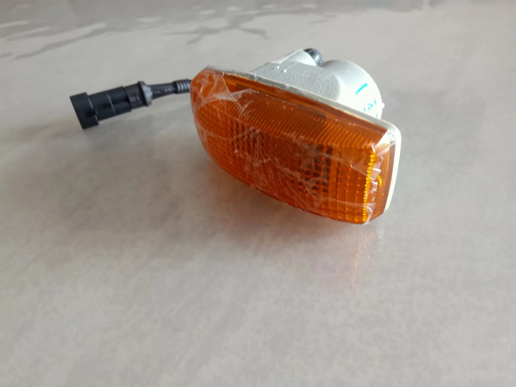 howo signal lamp5.jpg