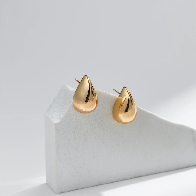 2023 Hot Selling Creative Water Drop Stud Europe and America Fashion Brass 18K Filled Gold Earrings for Women Jewelry