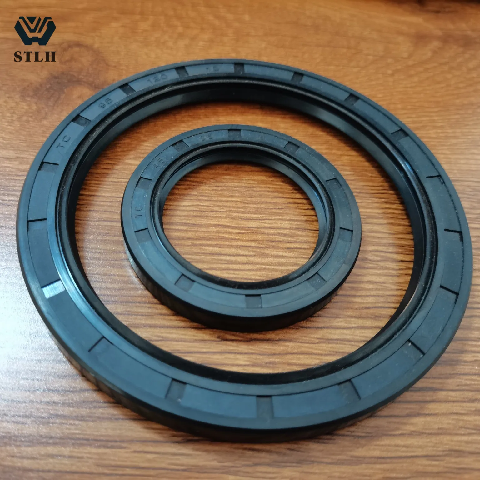 High Quality Wholesale Tc Nbr Oil Seal Tc Fkm Oil Seal Rubber Oil Seal