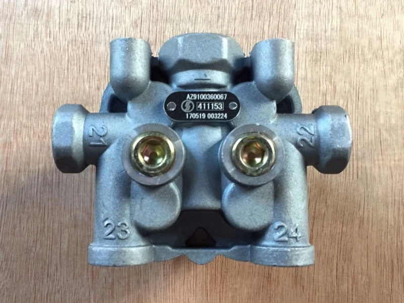 SHACMAN Truck Parts 4 Way Valve AZ9100360067