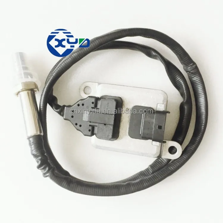 XINYIDA Truck SCR Parts A0009053706 5WK9 6683F NOX Sensor a