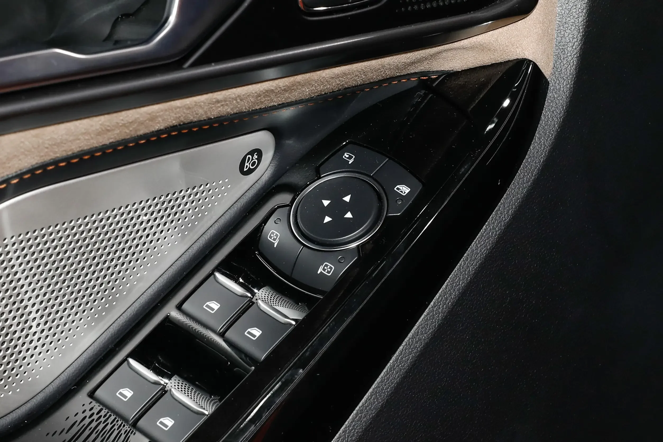 Deposit New Car Ford Explorer 2023 Ecoboost 285 Quad Drive Kunlun Peak