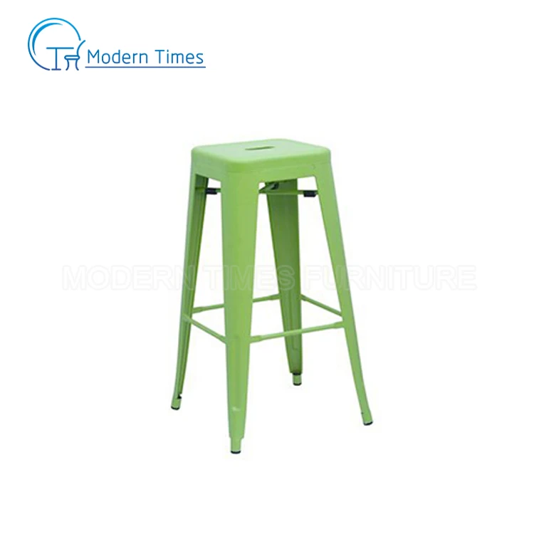 Цветной металлический барный стул с открытой спиной высотой 75