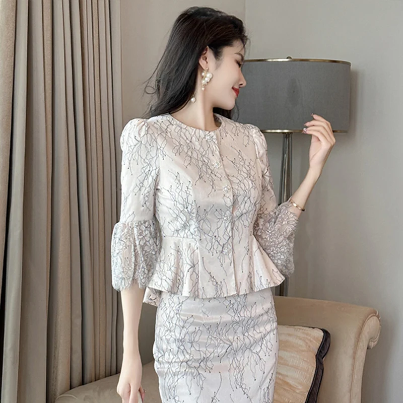 瑞【新品未使用】yilon FLEUR LACE BLOUSE ivory YILON イロン FLEUR LACE BLOUSE ivory