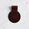 round wine red
