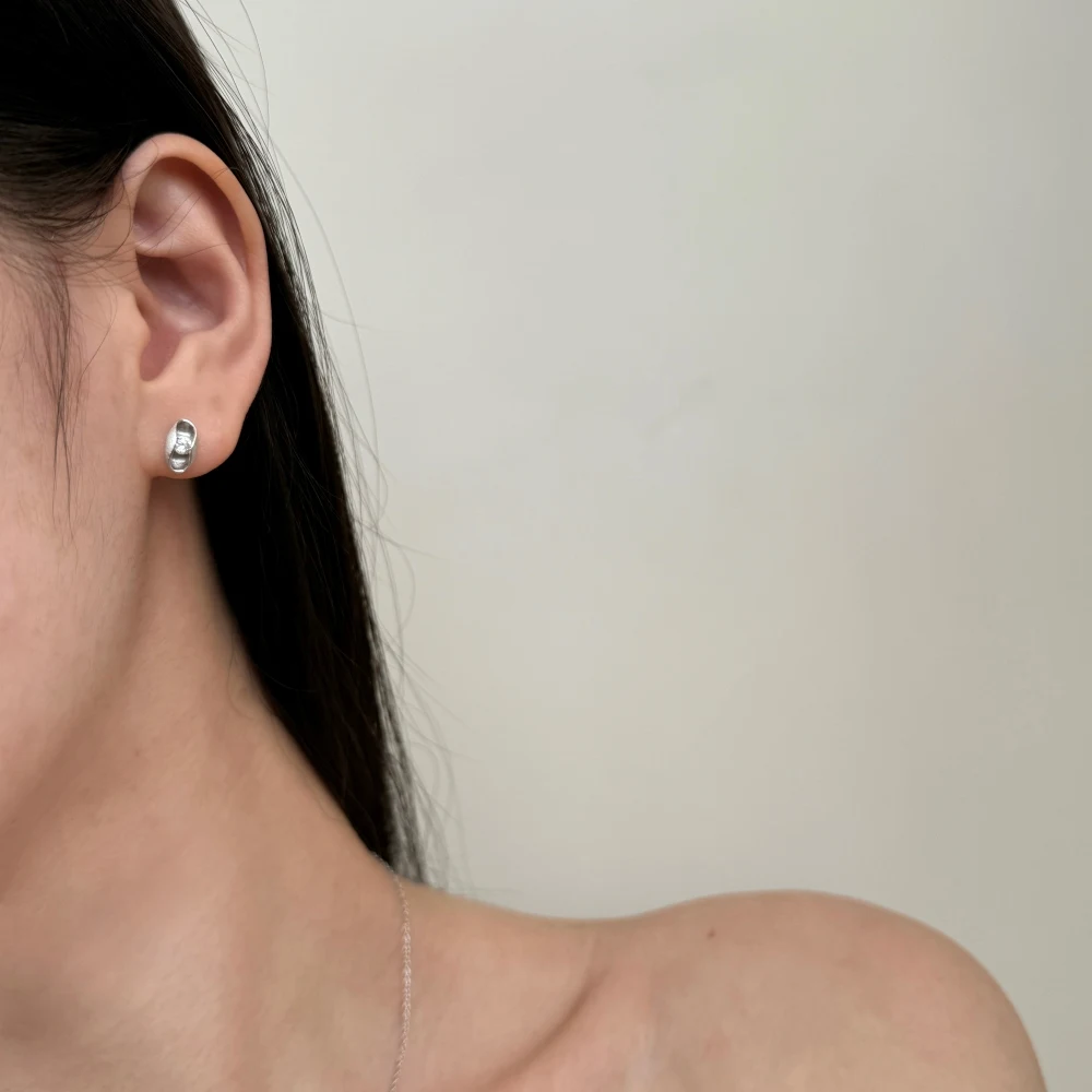 KAKODIY Unique Design 925 Sterling Silver Matte No Fading Oval Frosted Surface Round 5A Cubic Zirconia Stud Earrings detail 7