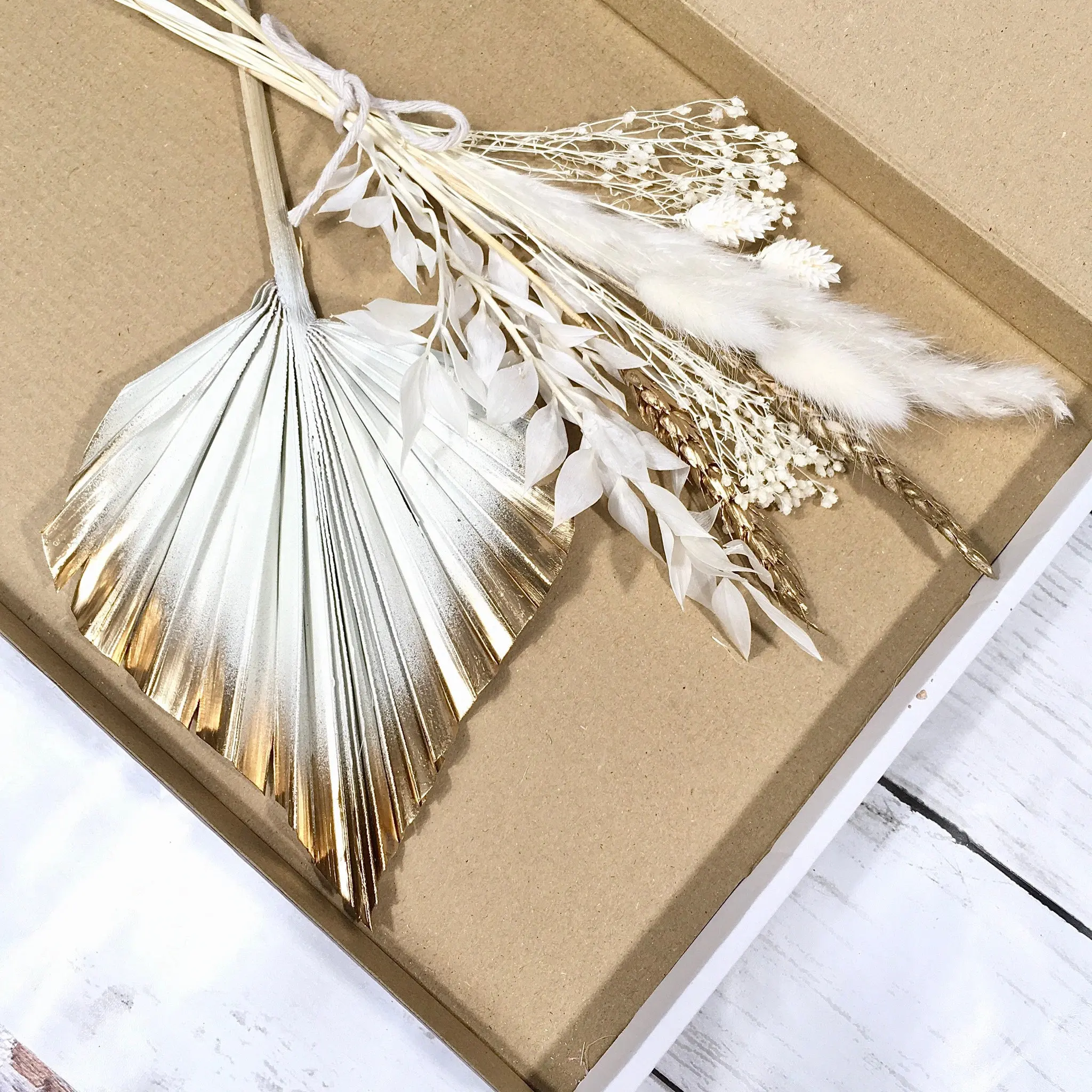 Every Love PALM SPEAR TOPPER for Cake Dried Flowers for Cake Gold Pink Cake Decoration Glitter Palm Spear Pink Gold Bouquet