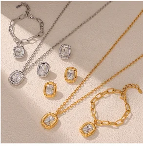 French Retro Style Titanium Steel Jewelry Set Light Luxury Simple Cold Style Oval Brand Diamond Design Stainless Steel Fashion