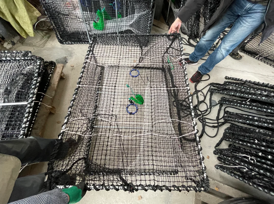 Aluminum Alloy Solid Frame Lobster / Crab /fishing Trap Black Pe Net