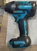 Makita azul