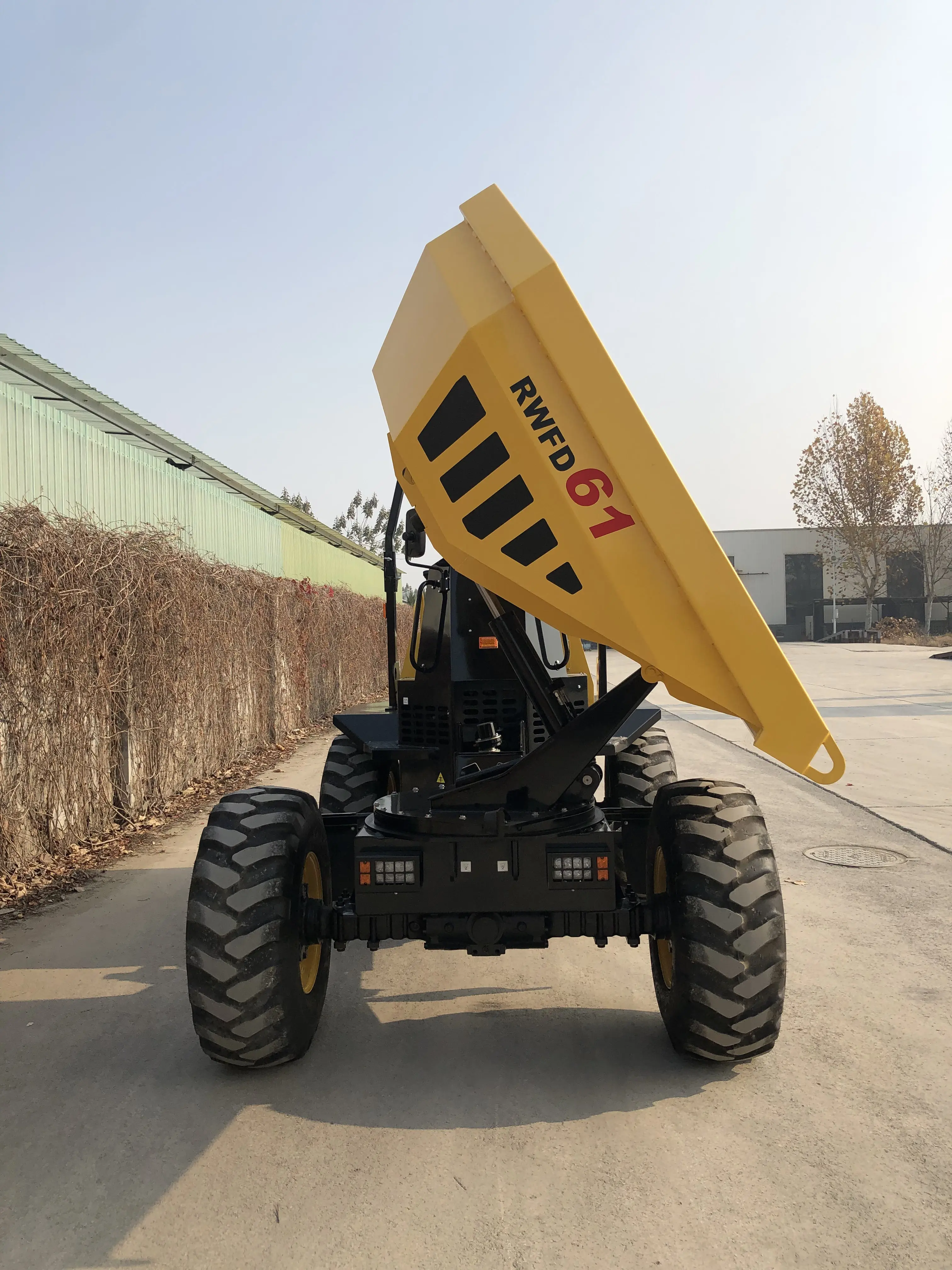Hot Selling 3 Ton 6 Ton Mini Dumper Flexible Durable With 270 Degrees Rotation Small Dumper details