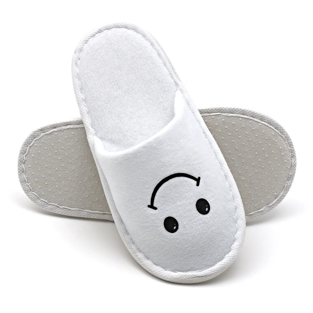 Hotel Slippers for Children Cute Kids Disposable Hotel Slippers for Room - Main Image