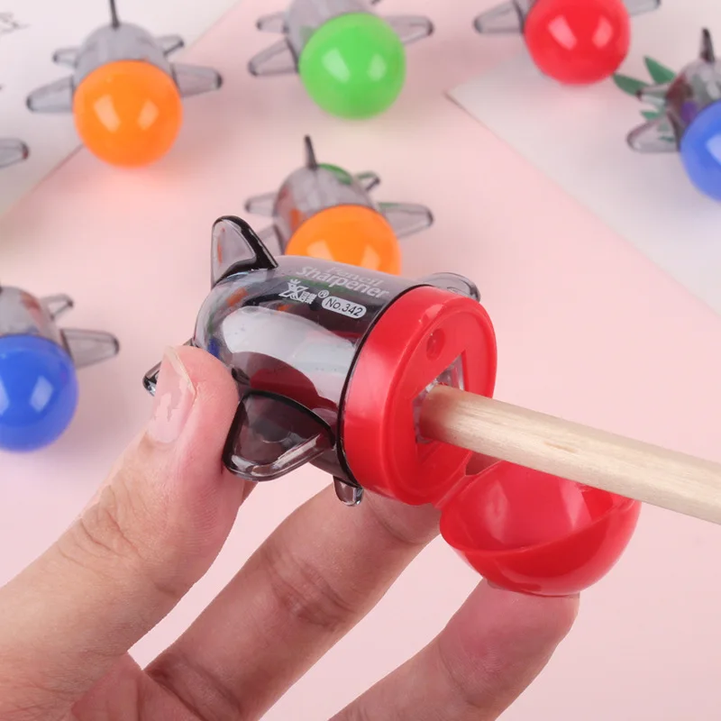 Необычная точилка для карандашей в форме мультяшного героя