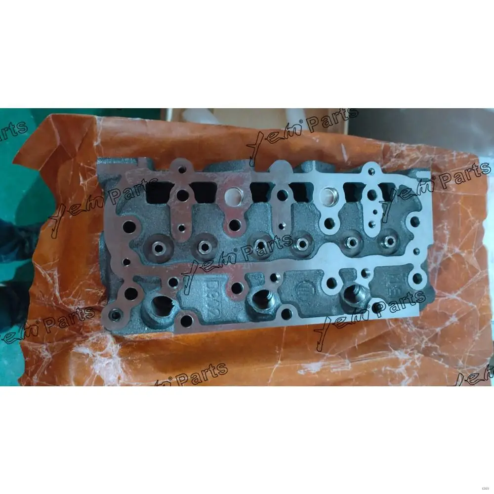 Hot Selling Up Cylinder Head For Kubota D902 Machinery Diesel Engine