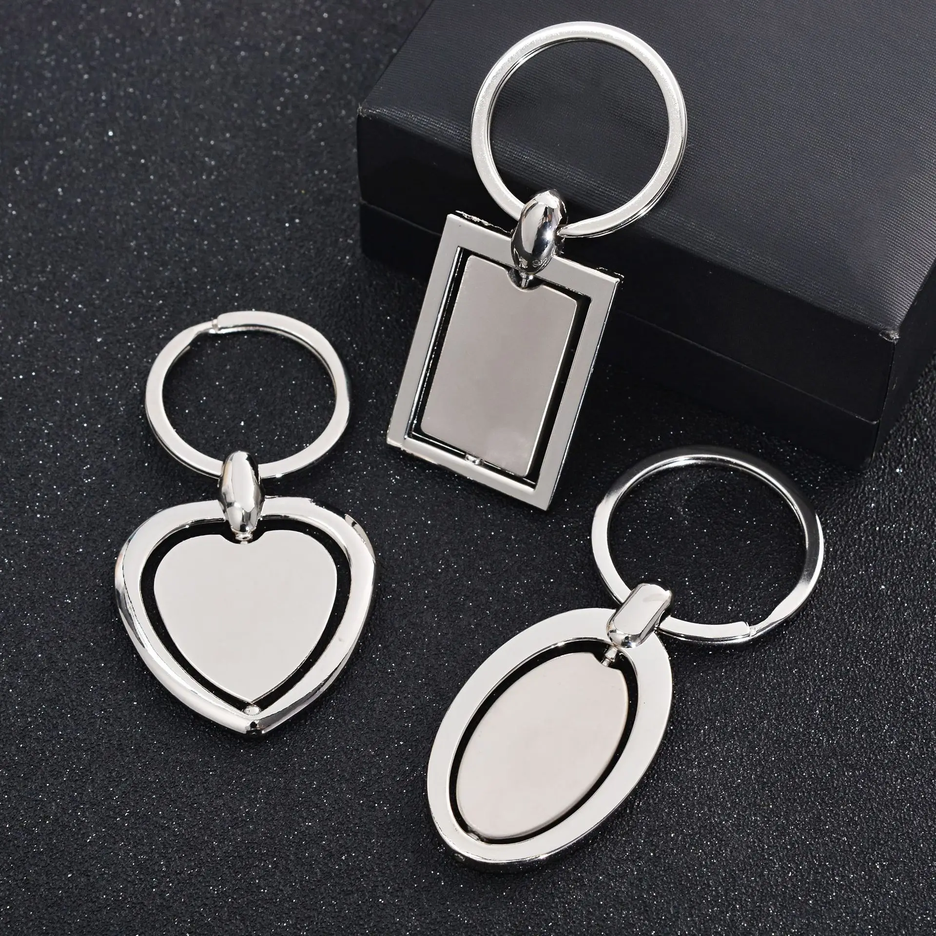 Promotional Keychains Engrave Logo Letter Key Chain Custom Metal Keychain Die Cast Enamel