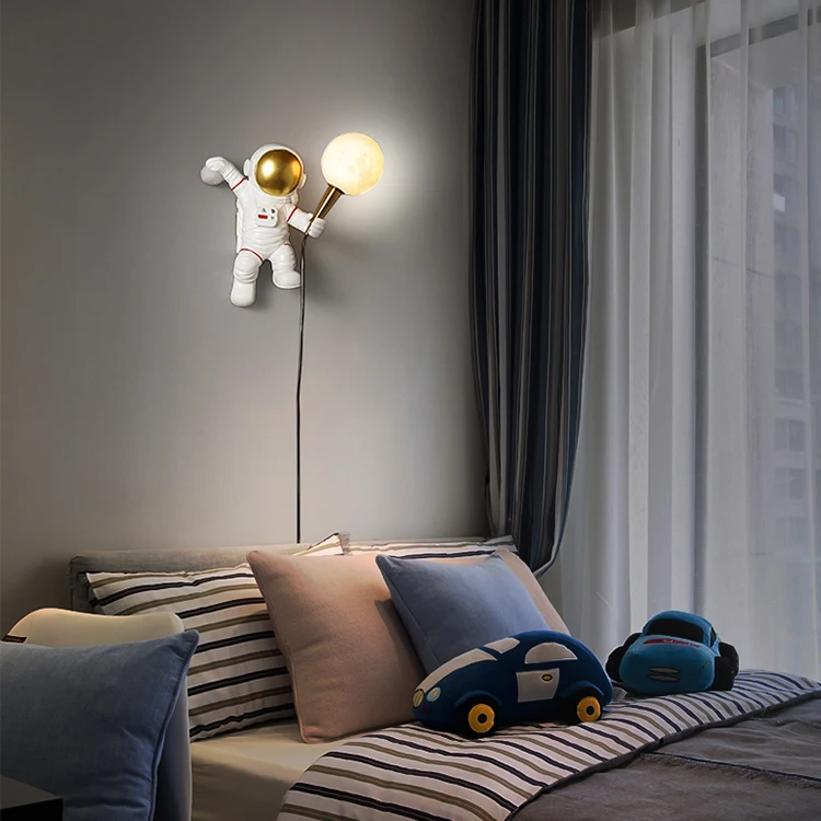 Popular model resin astronaut night light for babies children room wall light