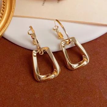 Europe and the United States Fashion Wild Design Sense of Metal Twisted square Earrings Female Personality Earrings