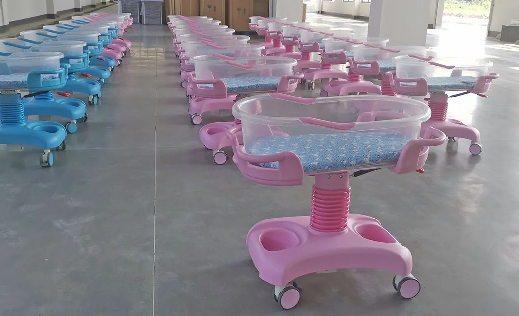 Professional Hospital Use Medical Appliances ABS Pediatric Infant Trolley Hospital Baby Crib factory