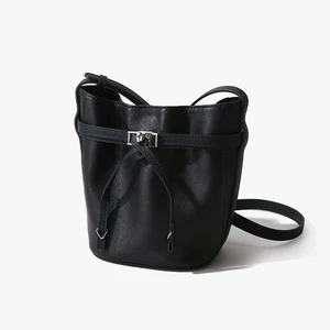 Handbags Manufacturer Wholesale 2026 Ladies New Design Luxury Large Capacity Genuine Leather Women's Shoulder Tote Bucket Bags