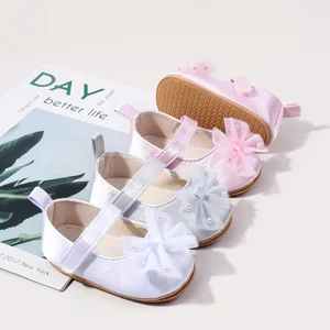 Wholesale Beautiful Flower Design Soft Stain Material Anti-slip Newborn Infant Baby Girls Shoes 2026