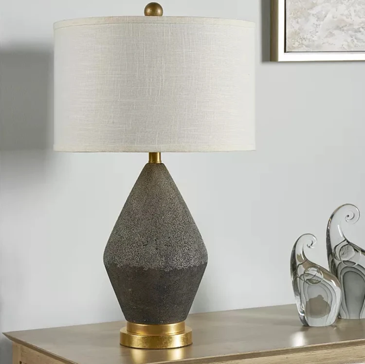 small black accent lamp