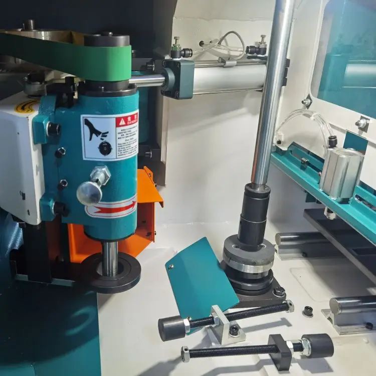 NEWEEK Automatic Machines for Wood Products Wooden Comb Copy Shaper Wooden Brush Handle Making Machine