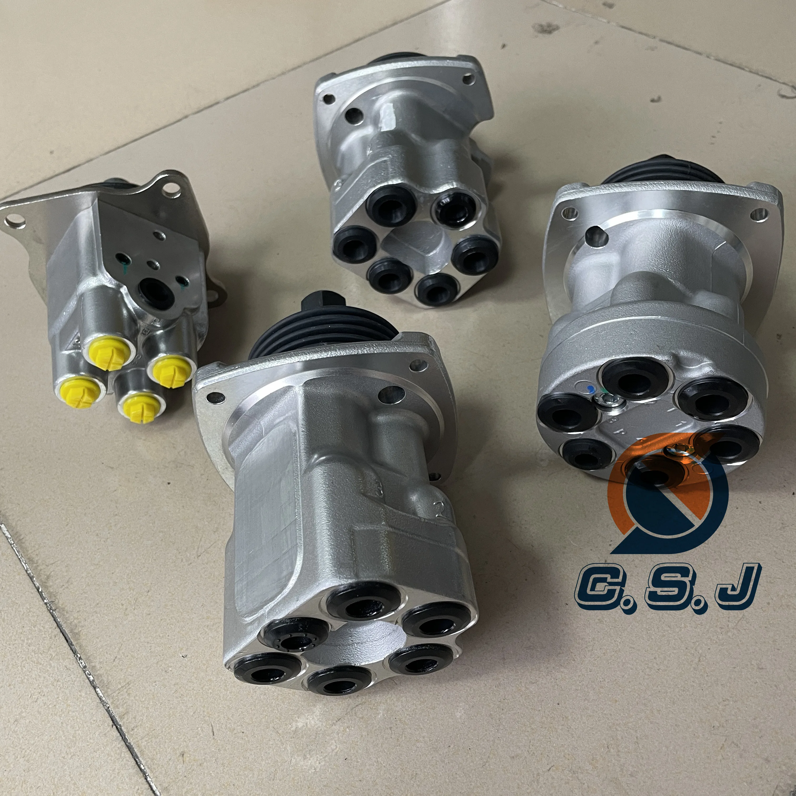 Factory Controller Joystick Control Operation Handle Brake Pedal Pilot Valve for CAT Doosan Hyundai Komatsu Kobelco Kawasaki