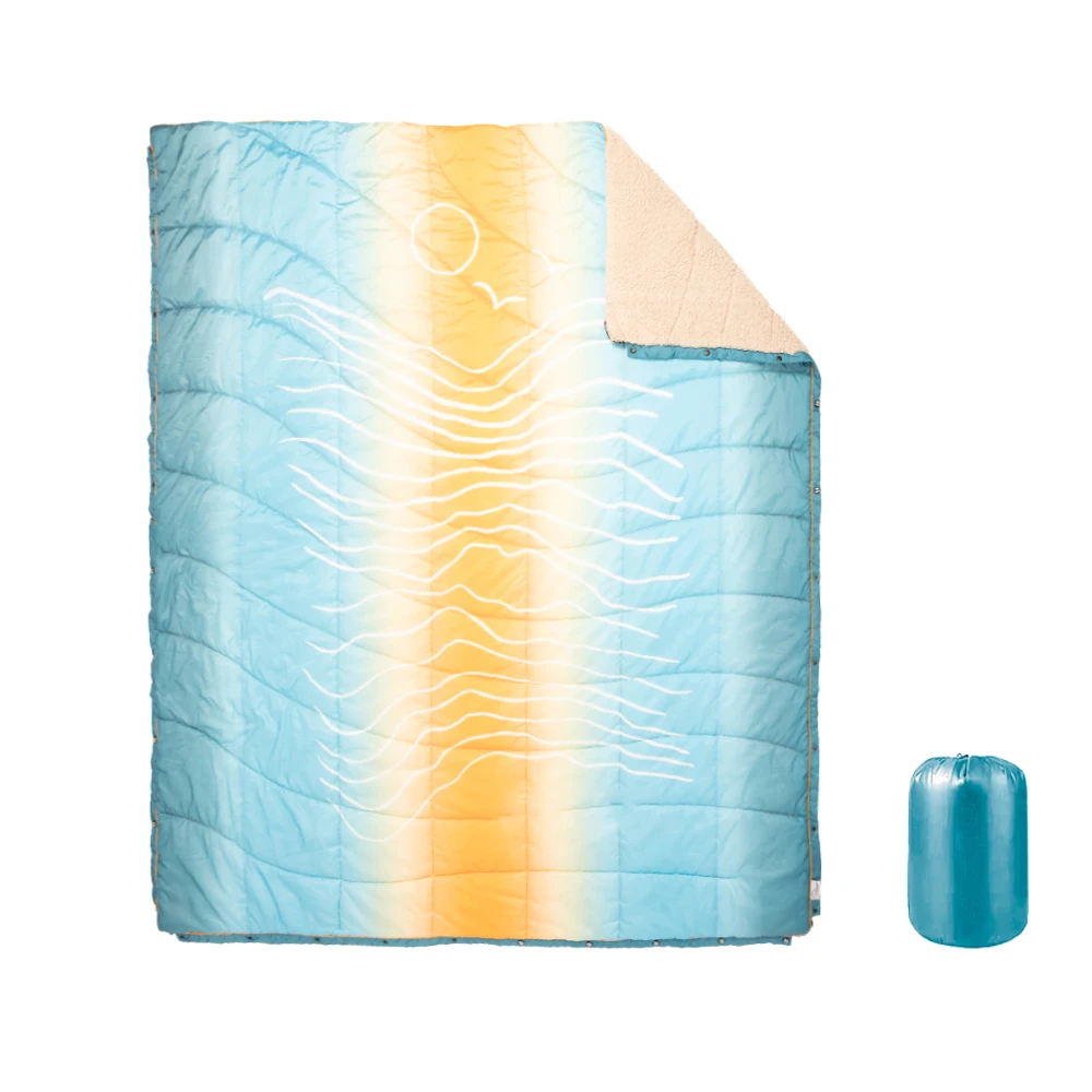 Lightweight Portable Quilted Blanket for Adults for Camping in Mountain Outdoors Provides Warmth