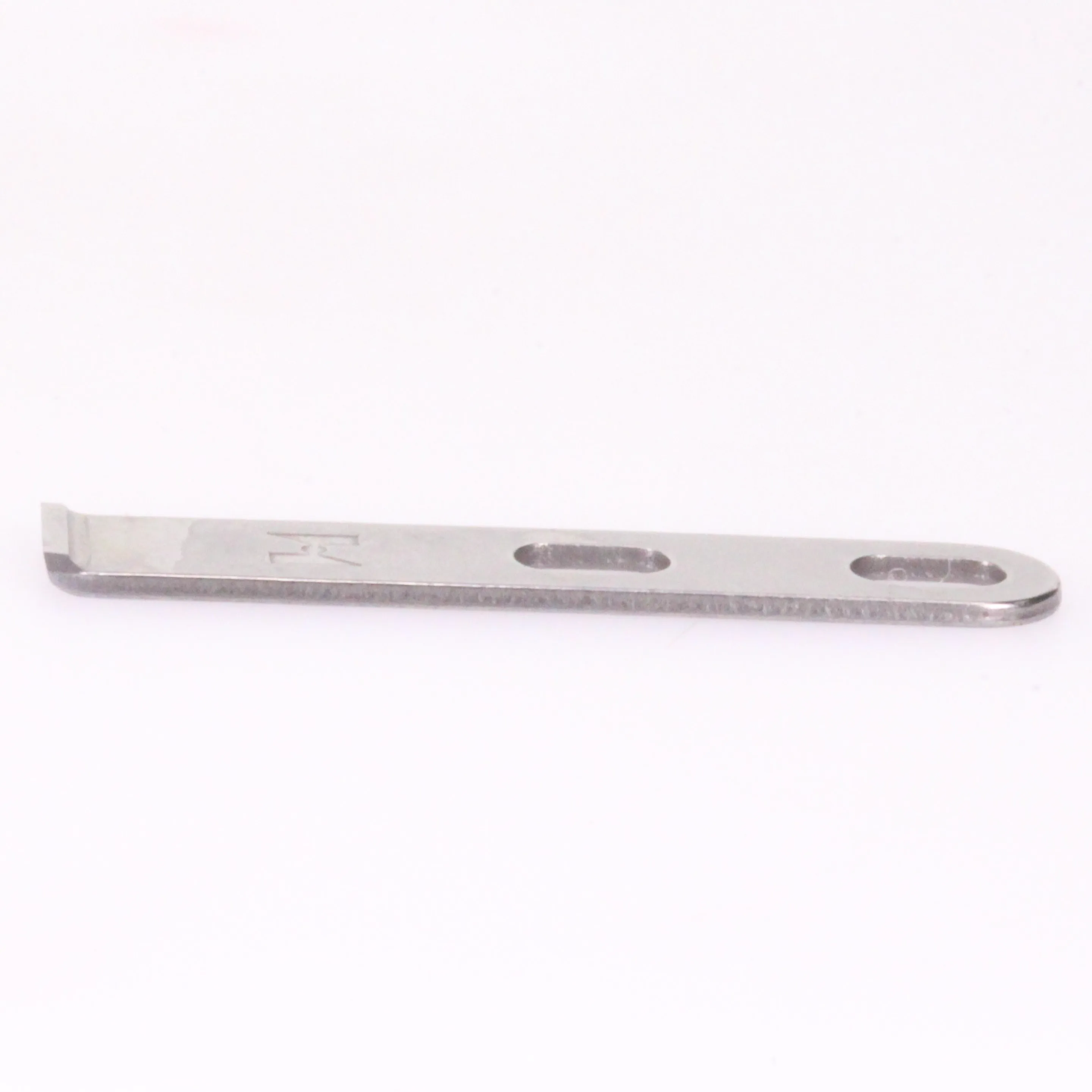 for Brother Sewing Machine Parts S34899-001 Movable Knife - China  S34899-001, S34899001