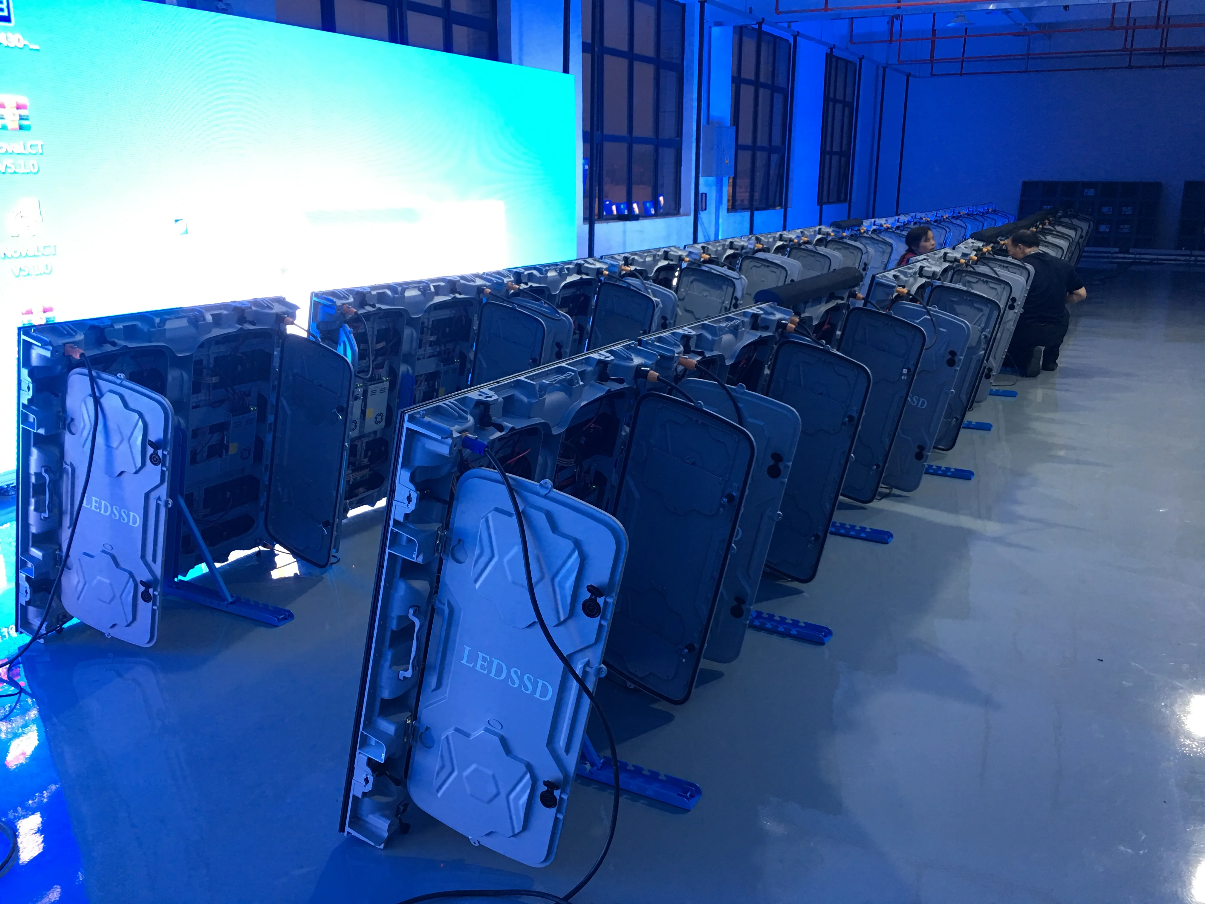 Acrylic Frame Football LED Display SMD3535 960X960 6000nit