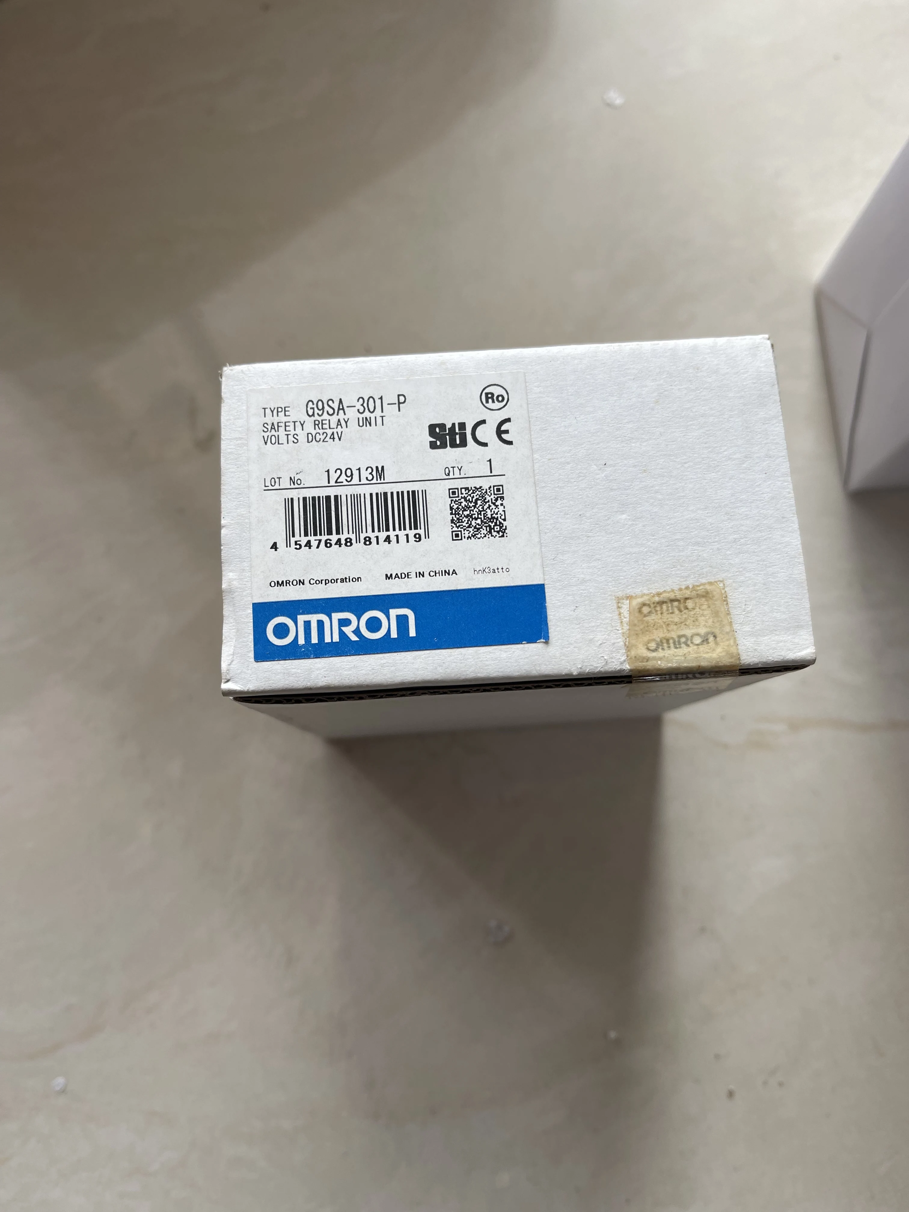 Omron Safety Relay Unit G9SA-301-P Omron Safety Relay Unit G9SA-301-P