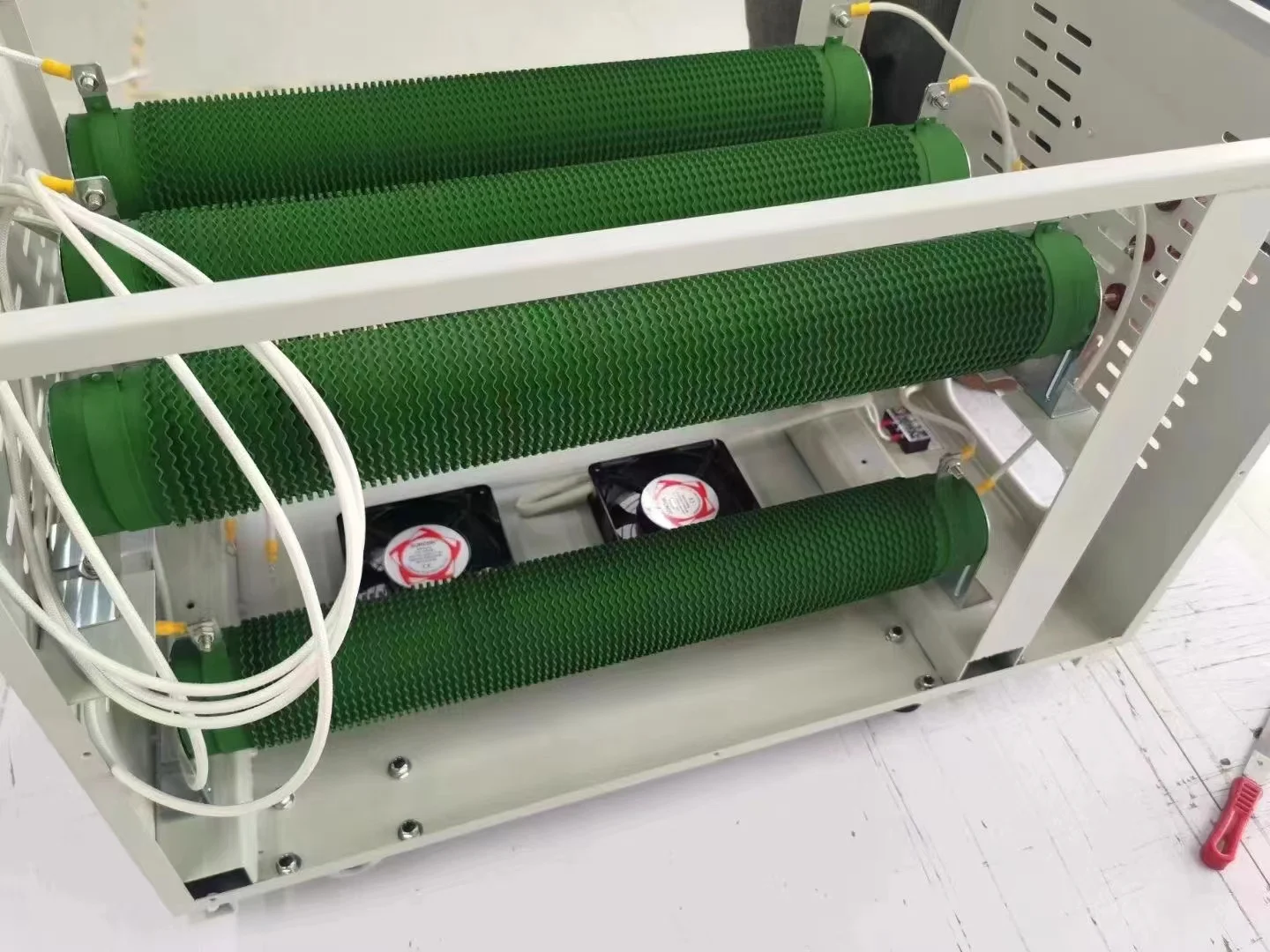 Коробка сопротивления тормоза разрядки нагрузки из сплава 2 кВт 3 кВт 5 кВт 10 кВт 15 кВт 20 кВт 25 кВт 30 кВт