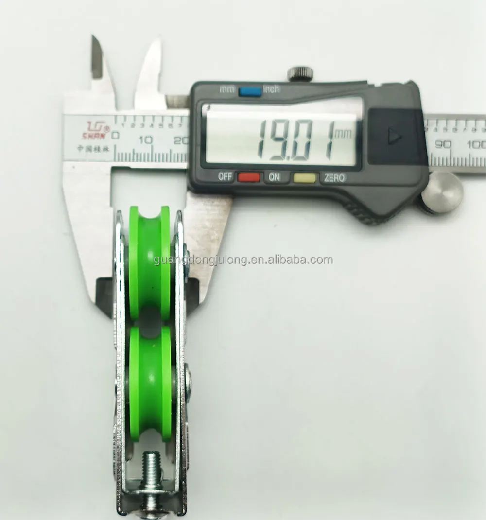 Wholesale Adjustable UPVC Plastic Sliding Door Roller with 2 Years Warranty for Windows and Doors