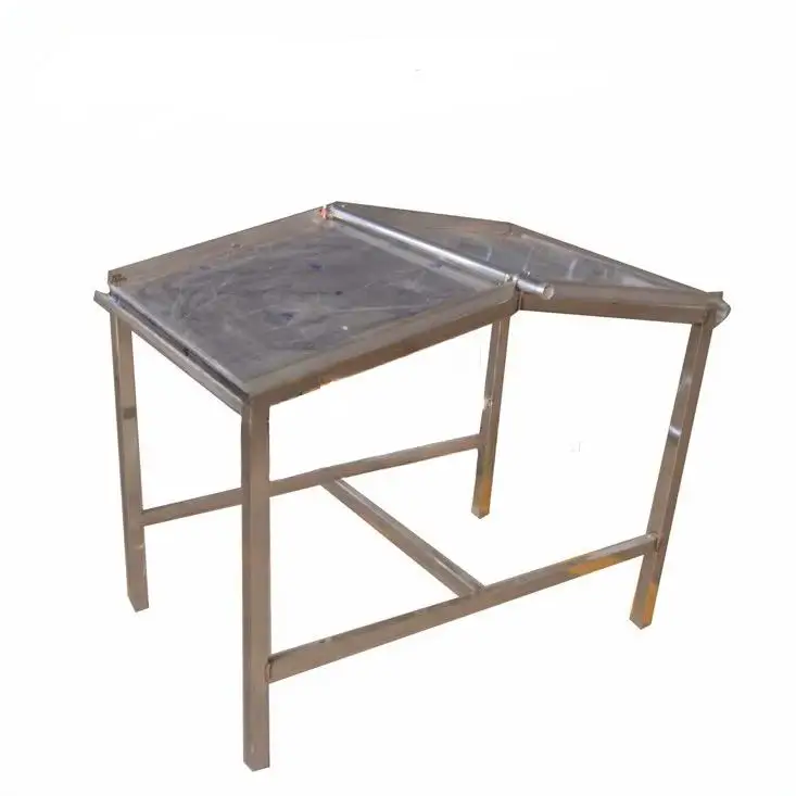 Durable stainless steel worktops for slaughterhouses and meat processing plants