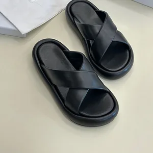 Yicheng Clothing Boots Leather Wholesale Suede Upper Women Casual Style Sandals for Women and Ladies Dropshipping Products 2026