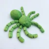 Araña verde amarilla de 11,5 cm con atracción magnética.