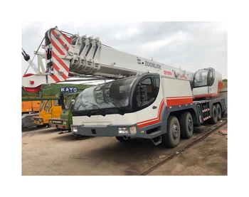 Excellent condition 50 tons used Zoomlion truck crane