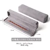 Caja de cadena gris plata