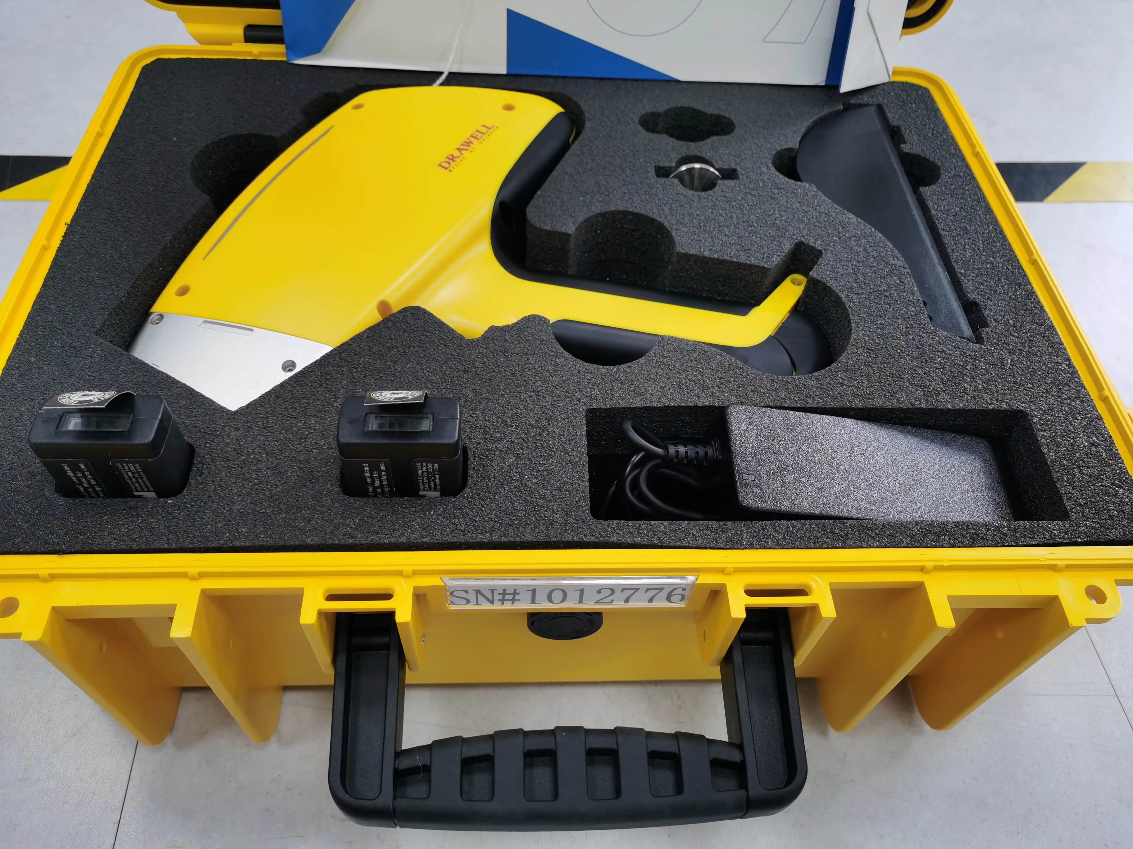 Truex 900/960 Handheld XRF Analyzer - Portable Mineral Spectrometer