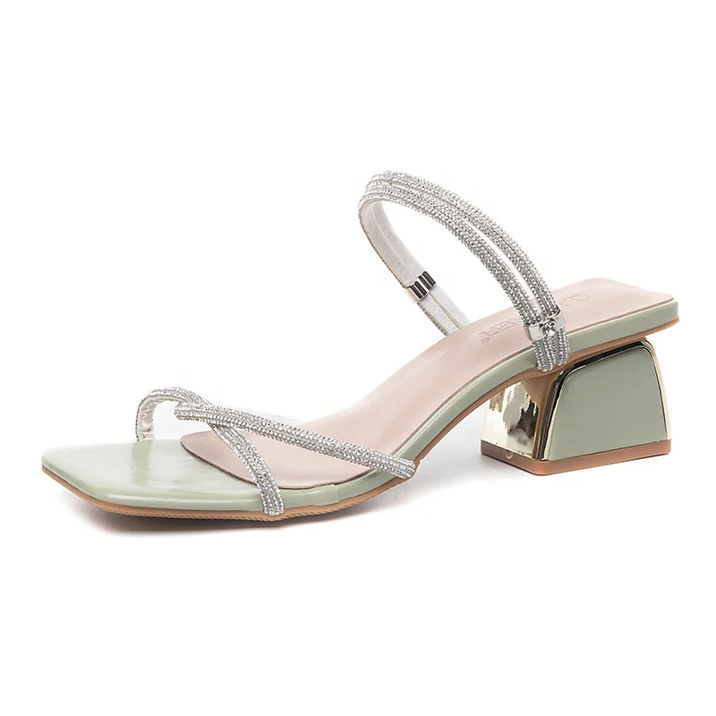 summer sandals for wide feet