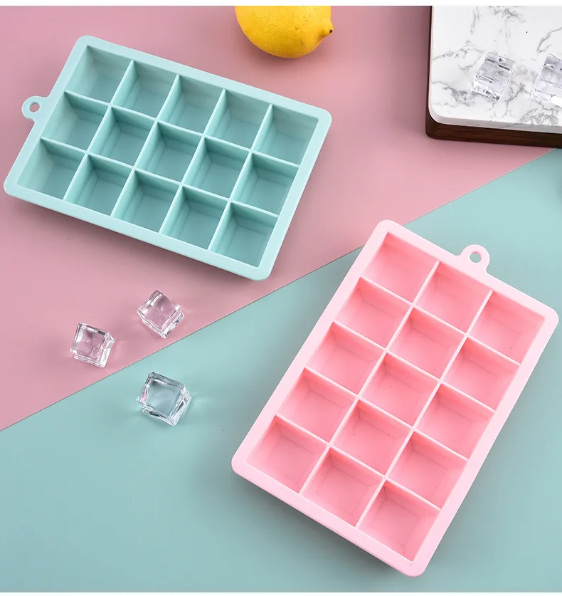 Handmade Creative 15 Grid Silicone Ice Mold Food Grade Baby Food and Ice Cream Maker with Lid for Household Ice Box factory