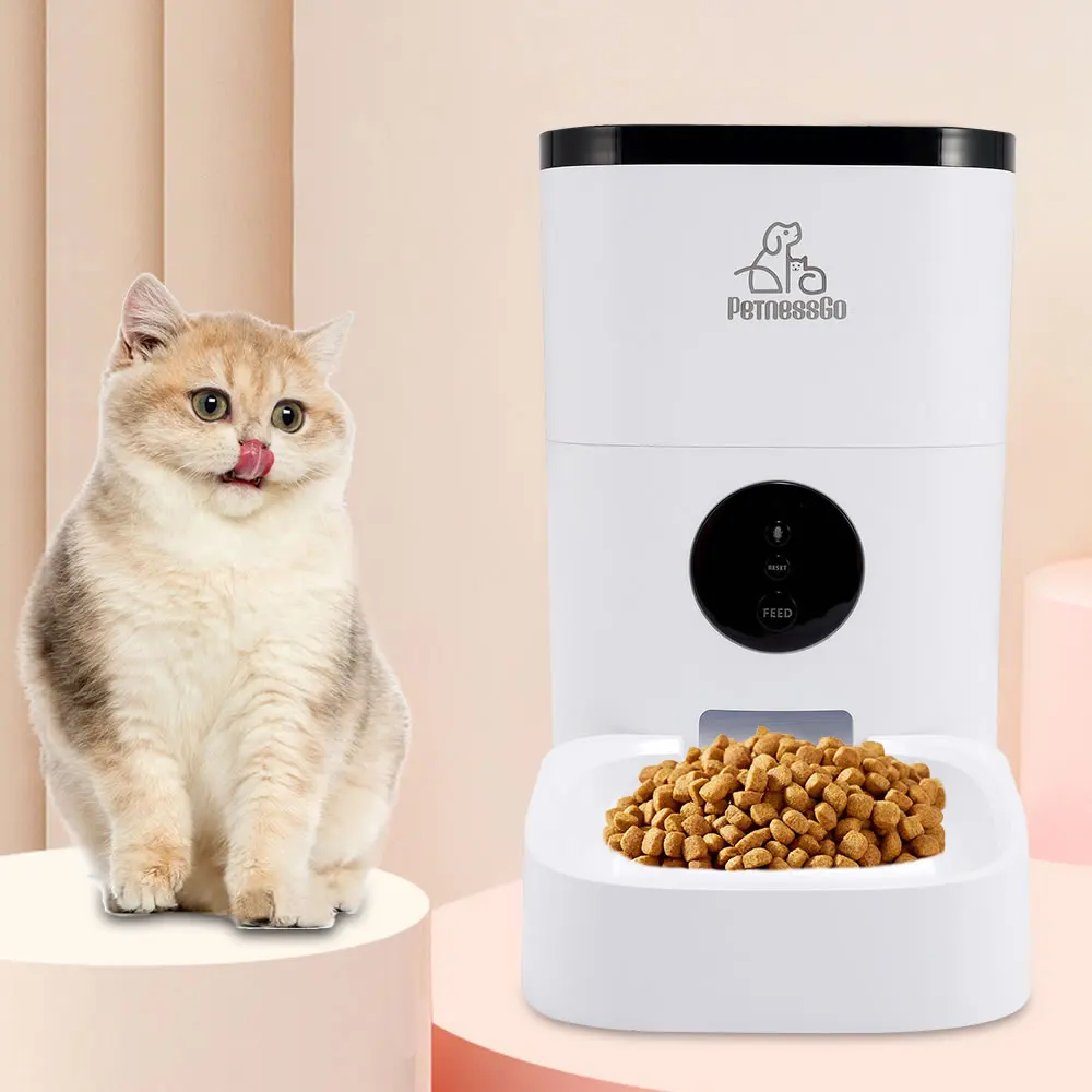 outdoor automatic dog feeder