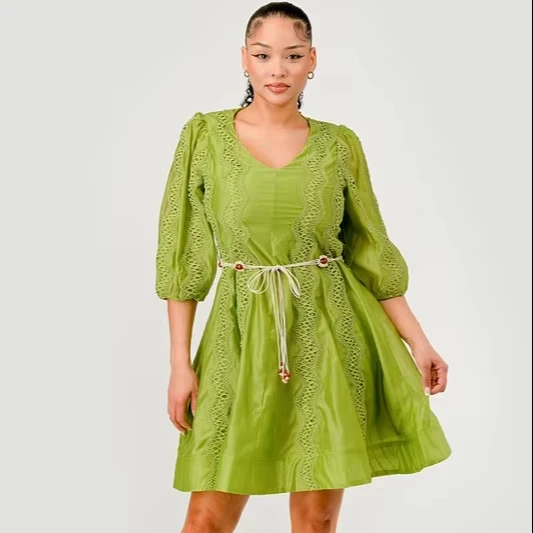 Elegant Forest-themed Lace Short Dress With Woven Technique Featuring Natural Waistline - Image 1