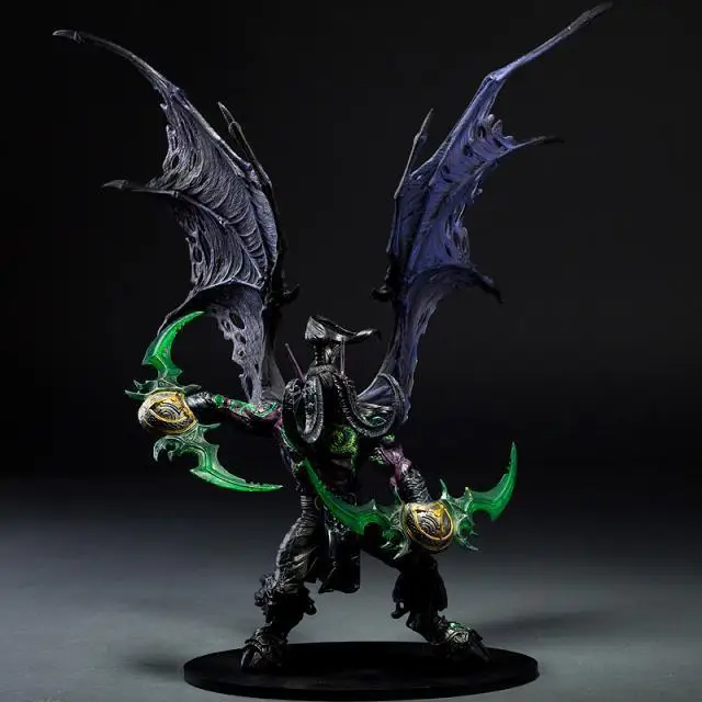 WOW Illidan Stormrage Demon Form Action Figure Toys Vinyl Figurine Doll Collection Model Gift