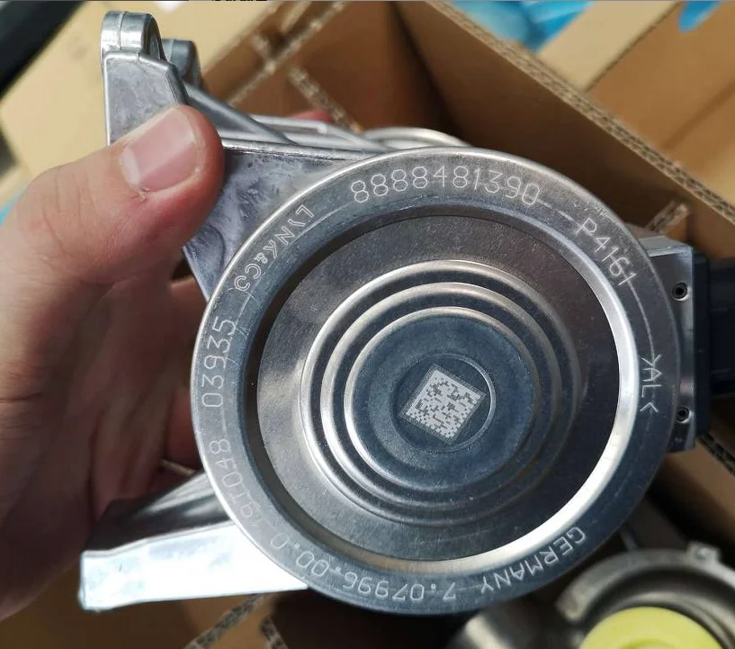 y出品 2022 16-23 KAWASAKI NINJA ZX14R FRONT BRAKE MICRO SWITCH