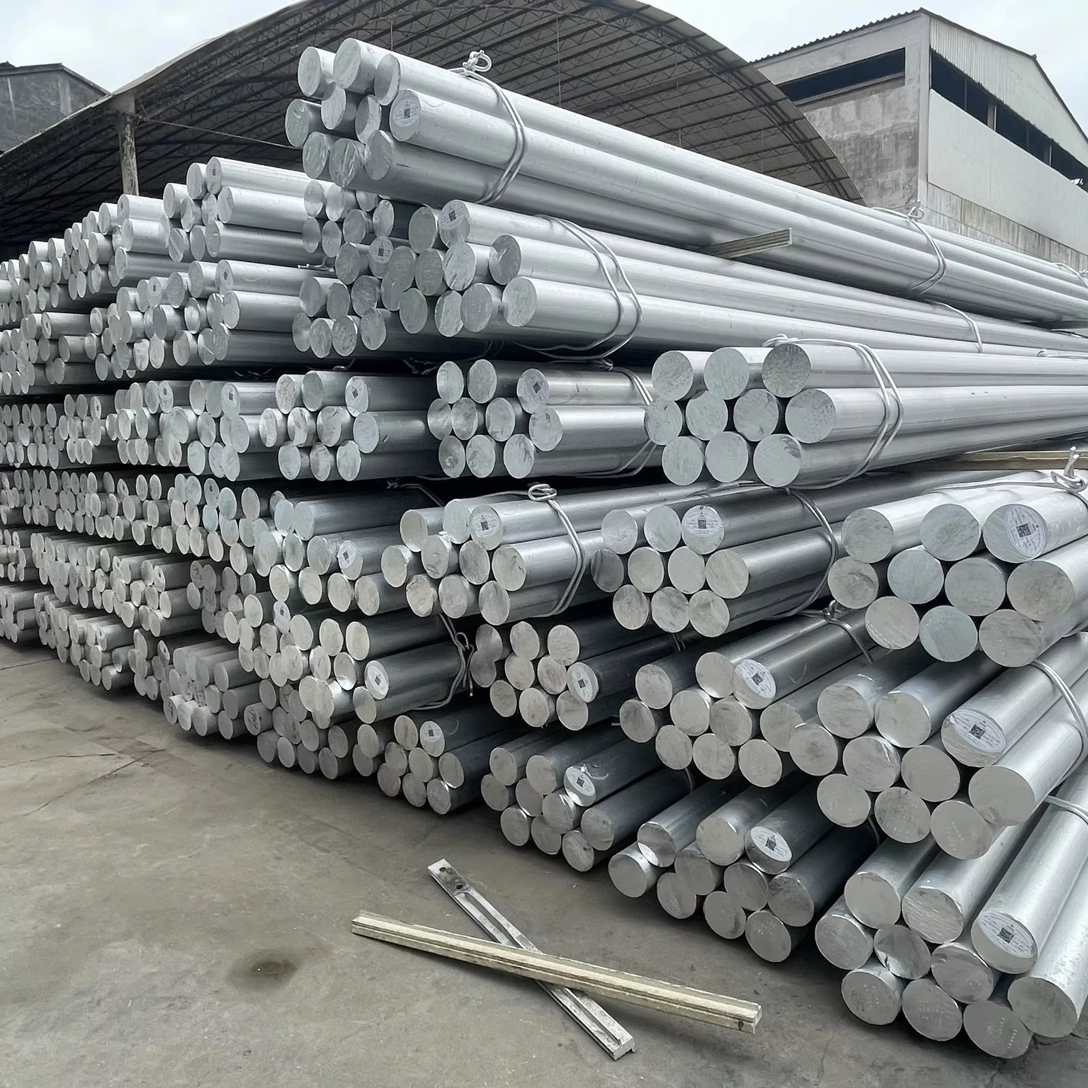 Lower Price  Aluminum Bar 6061 6063  in Stock