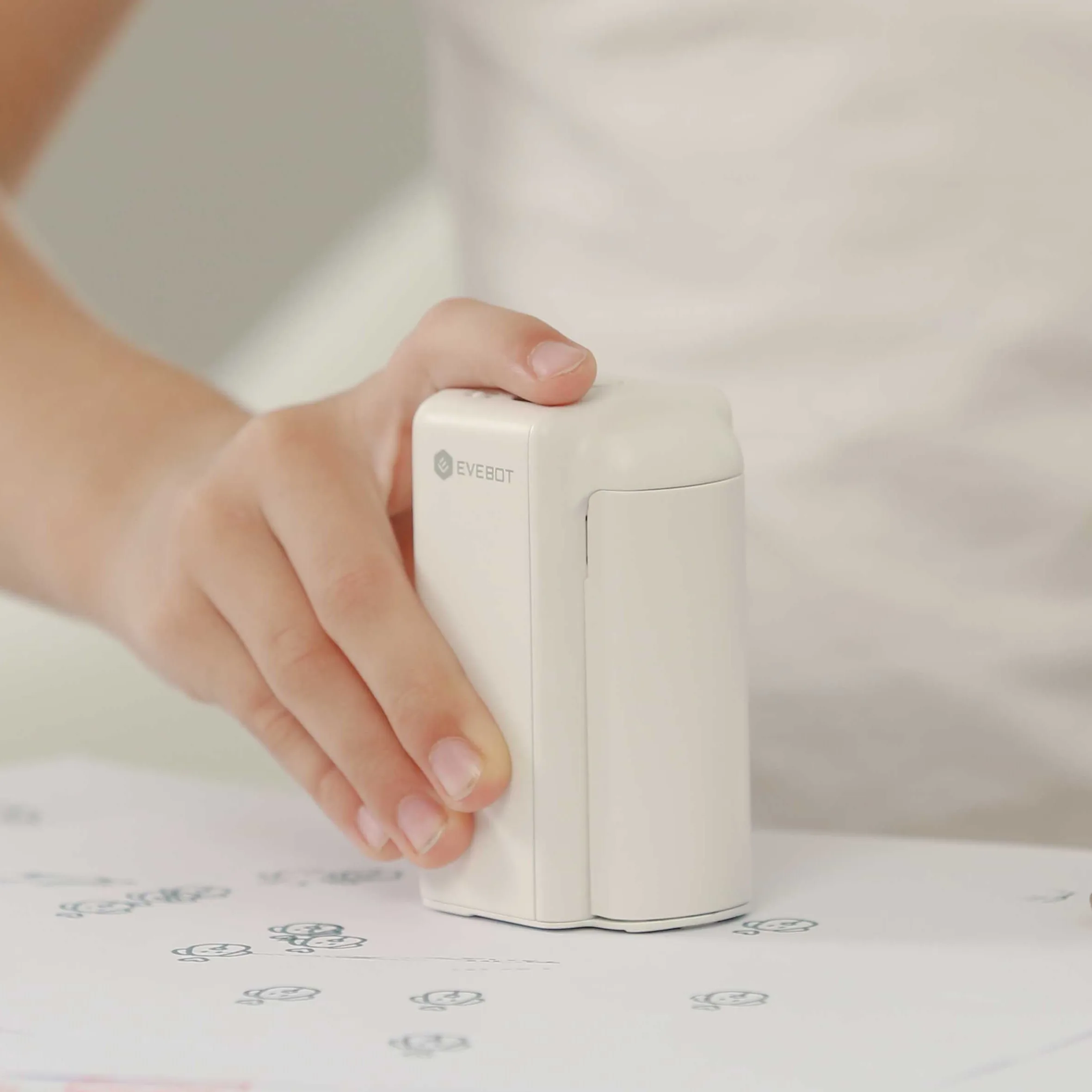 Amazon.co.jp: EVEBOT 超小型 ハンディプリンター PrintPods